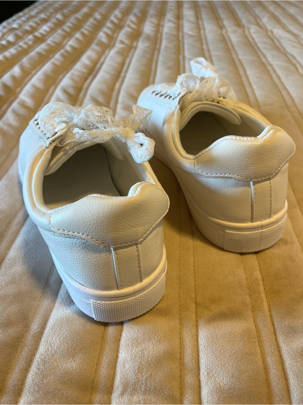 Brand New White Pink Lily Lace-Up Sneakers - Picture 5 of 5